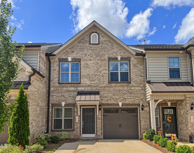 1018 Bonanza Lane - Photo Thumbnail 6