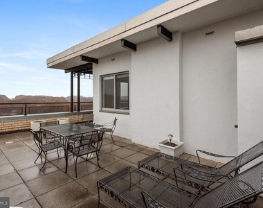 10401 Grosvenor Place - Photo Thumbnail 20