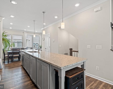 8156 Tompkins Street - Photo Thumbnail 12