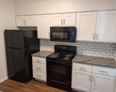 407 Thyme Place - Photo Thumbnail 1