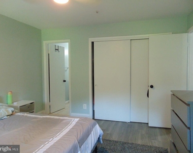 7903 Badenloch Way - Photo Thumbnail 6
