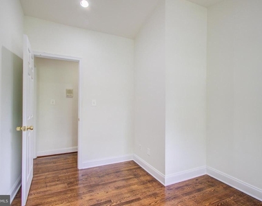 9203 Cedarcrest Drive - Photo Thumbnail 26
