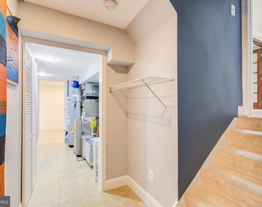9203 Cedarcrest Drive - Photo Thumbnail 29