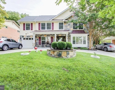 9203 Cedarcrest Drive - Photo Thumbnail 36