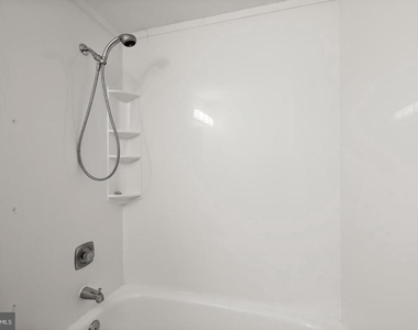 5435 The Bridle Path - Photo Thumbnail 18
