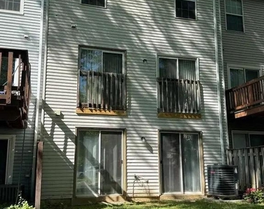4711 Leyden Way - Photo Thumbnail 1