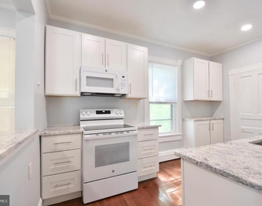 205 Oakley Street - Photo Thumbnail 9