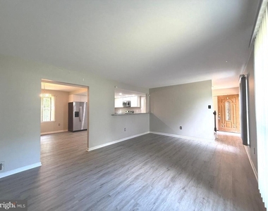 2063 Red Spruce Court - Photo Thumbnail 7