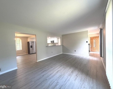 2063 Red Spruce Court - Photo Thumbnail 6