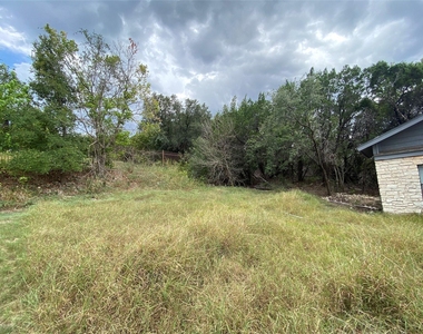 1516 Lisa Dr - Photo Thumbnail 20