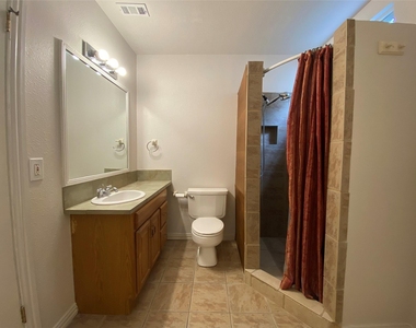 1516 Lisa Dr - Photo Thumbnail 19