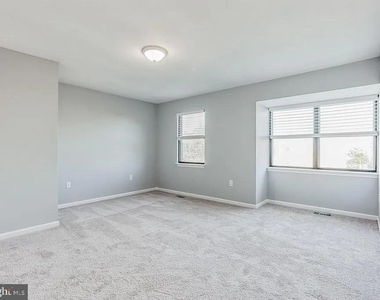 7842 C Street - Photo Thumbnail 10