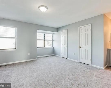 7842 C Street - Photo Thumbnail 12