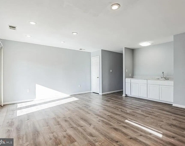 7842 C Street - Photo Thumbnail 15