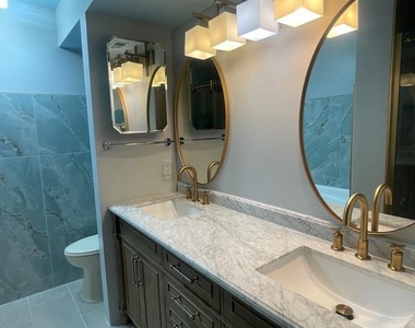 8020 Derby Lane - Photo Thumbnail 27