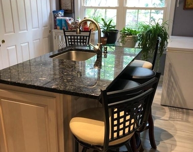 8020 Derby Lane - Photo Thumbnail 5