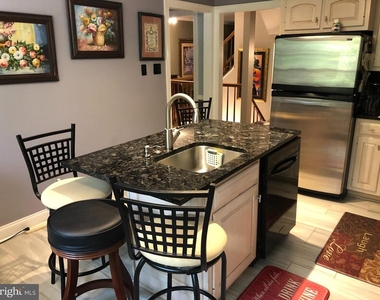 8020 Derby Lane - Photo Thumbnail 8