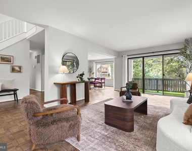 5 Whitebridge Court - Photo Thumbnail 6