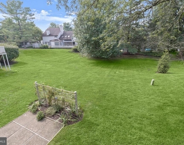5 Whitebridge Court - Photo Thumbnail 10