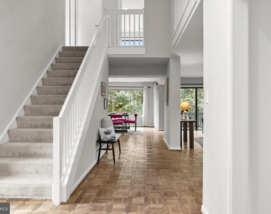 5 Whitebridge Court - Photo Thumbnail 3