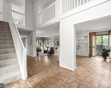 5 Whitebridge Court - Photo Thumbnail 2