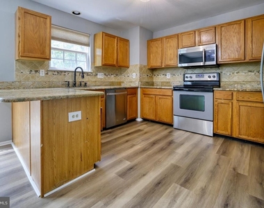 30 Flaxleaf Court - Photo Thumbnail 8