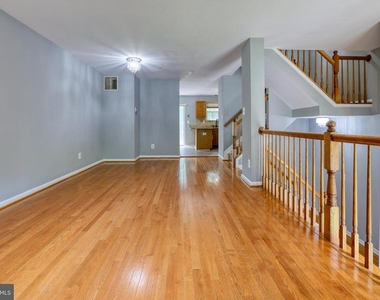 30 Flaxleaf Court - Photo Thumbnail 6