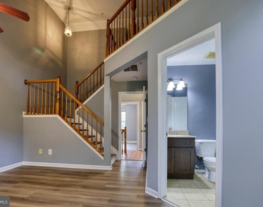 30 Flaxleaf Court - Photo Thumbnail 10