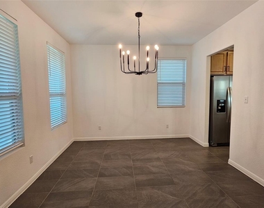 1820 Cantonata Dr - Photo Thumbnail 6
