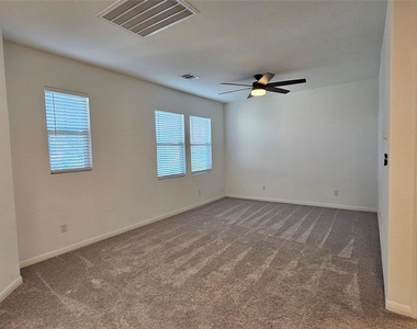 1820 Cantonata Dr - Photo Thumbnail 24
