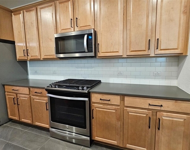 1820 Cantonata Dr - Photo Thumbnail 22