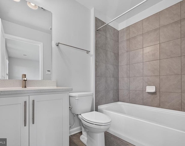 27 Merion Avenue - Photo Thumbnail 17
