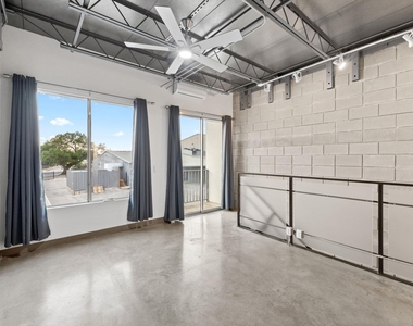 4801 S. Congress Ave - Photo Thumbnail 16