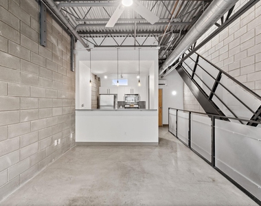 4801 S. Congress Ave - Photo Thumbnail 9