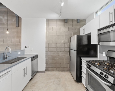 4801 S. Congress Ave - Photo Thumbnail 4