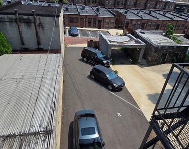 917 N Calvert Street - Photo Thumbnail 12