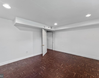 4022 Ardley Avenue - Photo Thumbnail 21