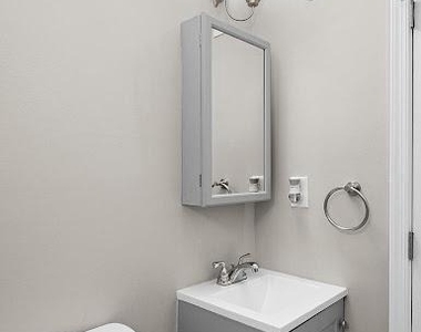 3909 Fleetwood Avenue - Photo Thumbnail 13