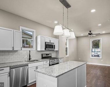 3909 Fleetwood Avenue - Photo Thumbnail 3