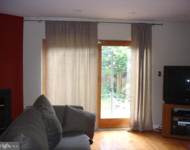 1211 S Linwood Avenue - Photo Thumbnail 1