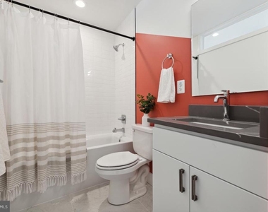 1207 Dellwood Avenue - Photo Thumbnail 26