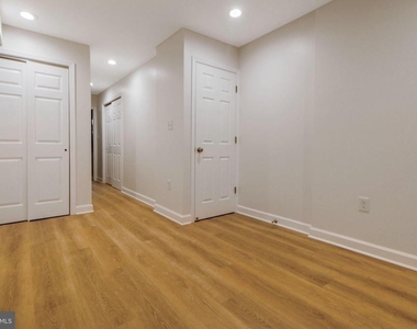 333 S Conkling Street - Photo Thumbnail 24