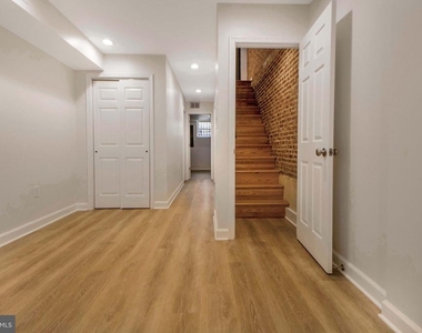 333 S Conkling Street - Photo Thumbnail 23