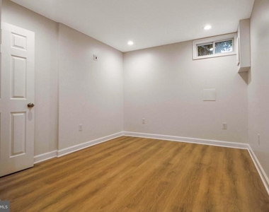 333 S Conkling Street - Photo Thumbnail 22