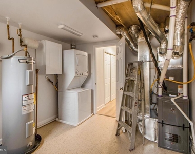333 S Conkling Street - Photo Thumbnail 29