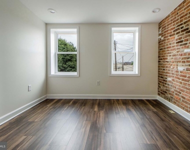 333 S Conkling Street - Photo Thumbnail 16