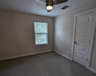 11308 Hilltop St - Photo Thumbnail 13