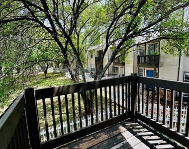 1818 River Crossing Cir - Photo Thumbnail 22