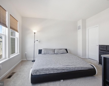 3349 Watershed Boulevard - Photo Thumbnail 15