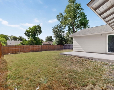 6507 Middleham Pl - Photo Thumbnail 17